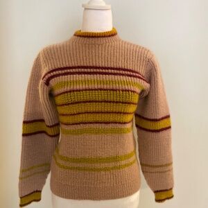 Vintage Hand Knit Pullover Sweater I Women's XS-S | Burgundy & Gold Stripes